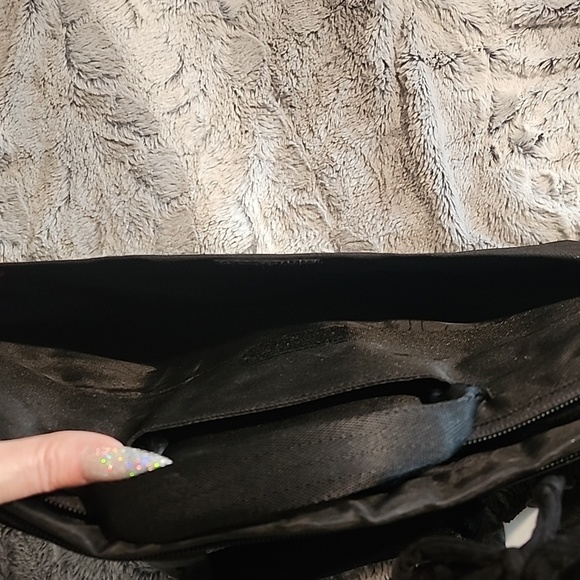 INCASE COMPUTER CASE BLACK - Picture 6 of 7